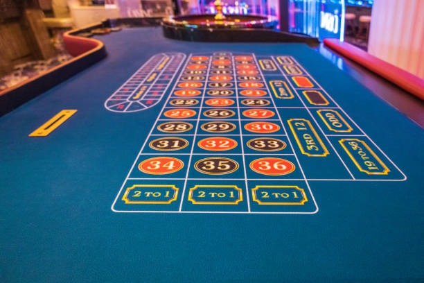 rp0k app casino lobby on phone